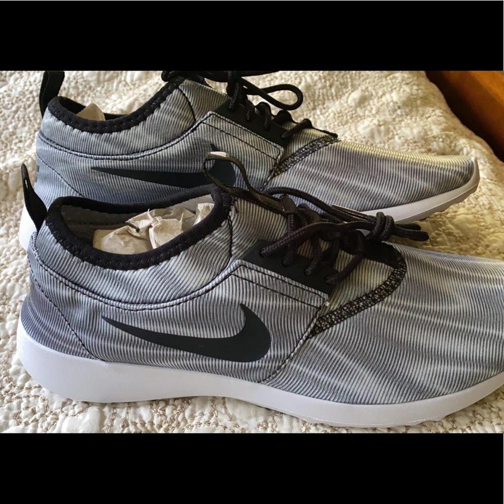 Women’s Nike Sneakers